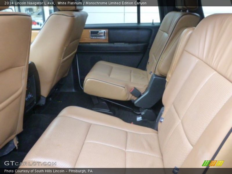 Rear Seat of 2014 Navigator L 4x4