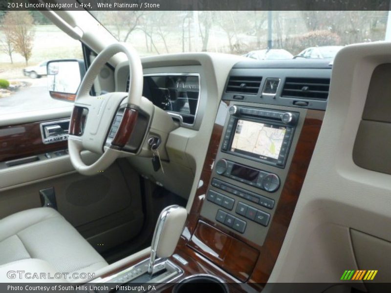 White Platinum / Stone 2014 Lincoln Navigator L 4x4