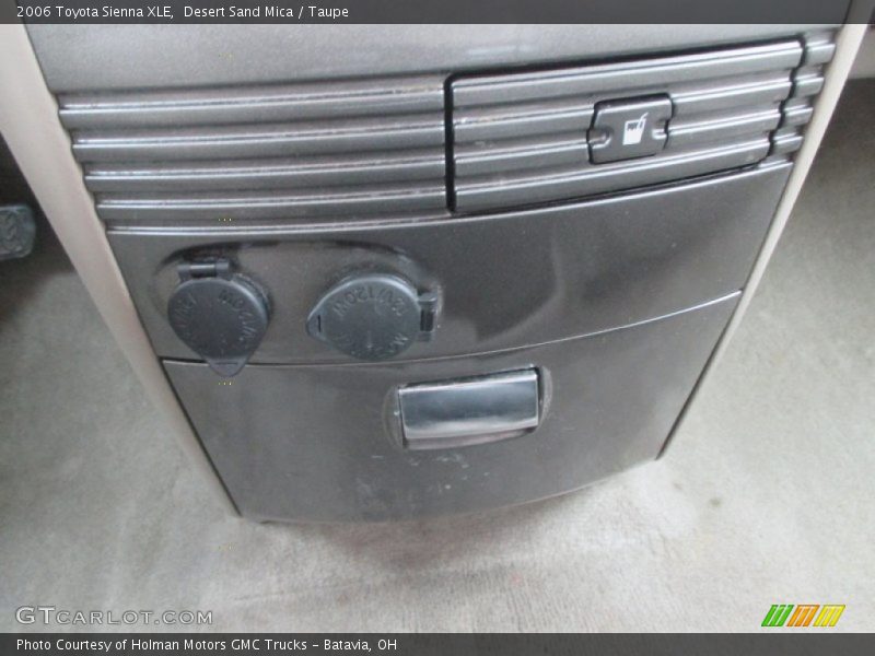 Desert Sand Mica / Taupe 2006 Toyota Sienna XLE