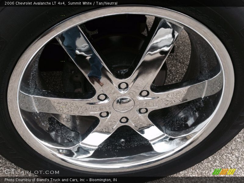 Summit White / Tan/Neutral 2006 Chevrolet Avalanche LT 4x4