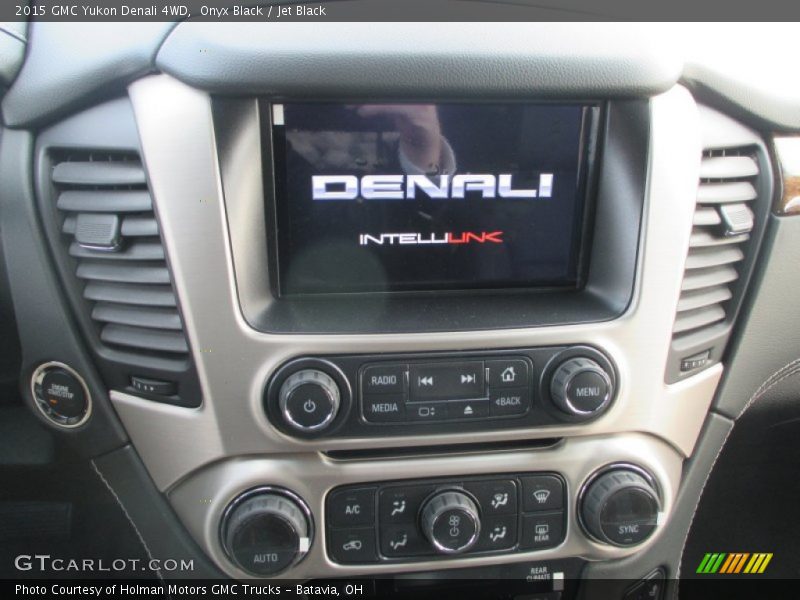 Onyx Black / Jet Black 2015 GMC Yukon Denali 4WD