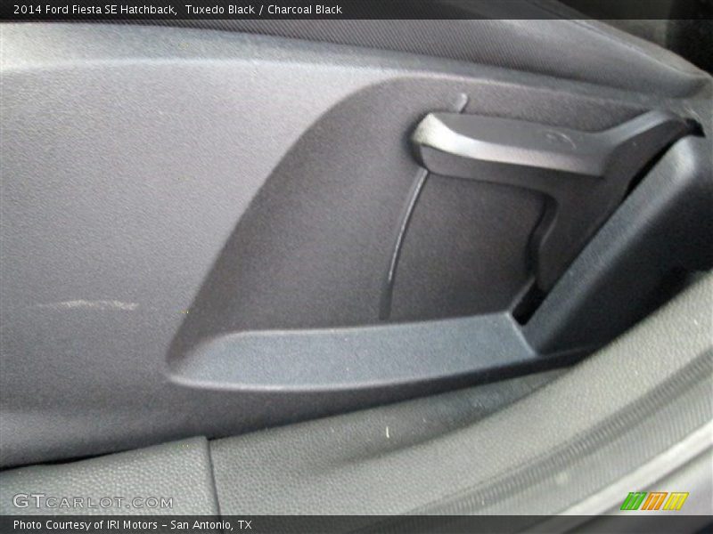 Tuxedo Black / Charcoal Black 2014 Ford Fiesta SE Hatchback