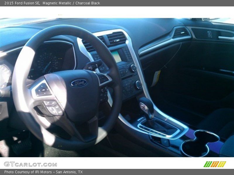 Magnetic Metallic / Charcoal Black 2015 Ford Fusion SE