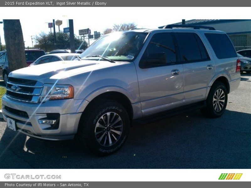 Ingot Silver Metallic / Ebony 2015 Ford Expedition XLT