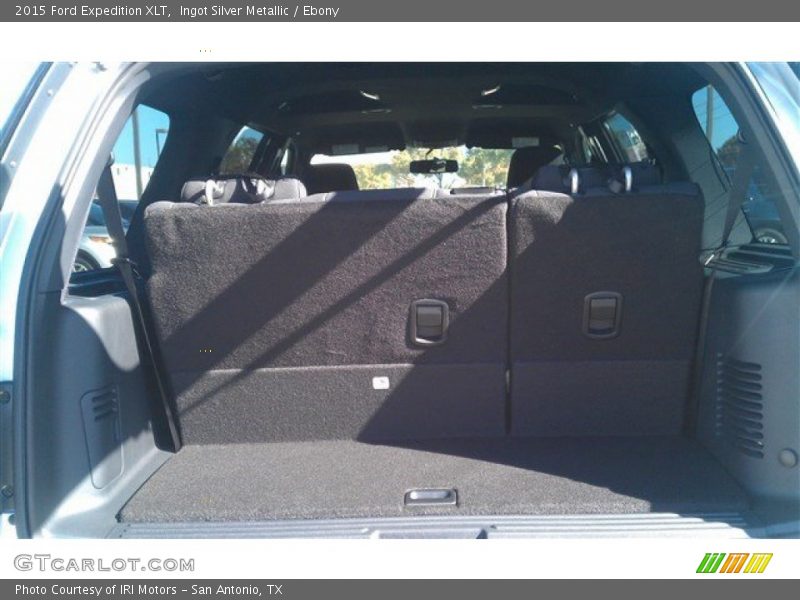 Ingot Silver Metallic / Ebony 2015 Ford Expedition XLT
