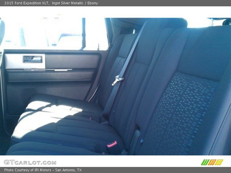 Ingot Silver Metallic / Ebony 2015 Ford Expedition XLT