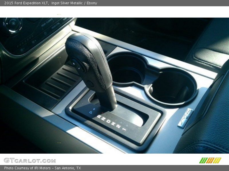 Ingot Silver Metallic / Ebony 2015 Ford Expedition XLT