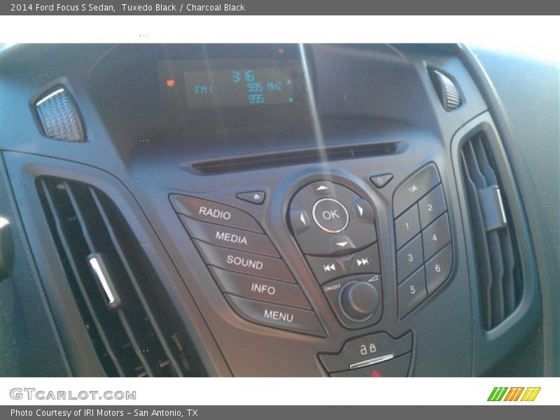 Tuxedo Black / Charcoal Black 2014 Ford Focus S Sedan