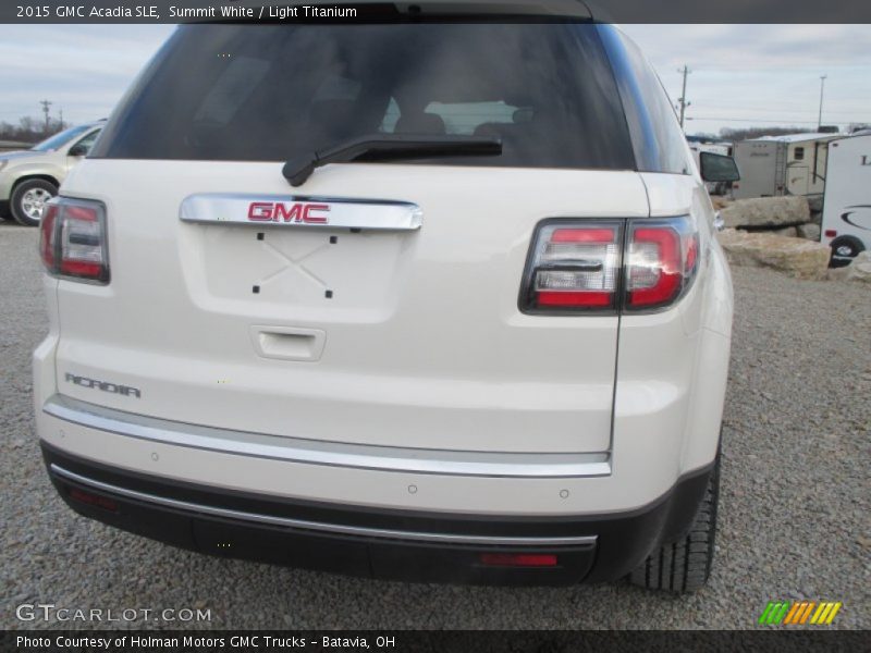 Summit White / Light Titanium 2015 GMC Acadia SLE
