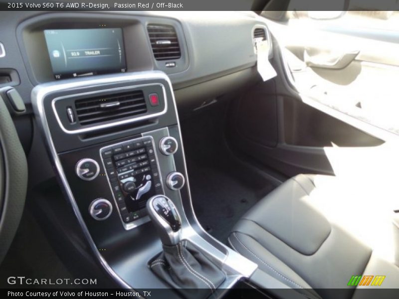 Passion Red / Off-Black 2015 Volvo S60 T6 AWD R-Design