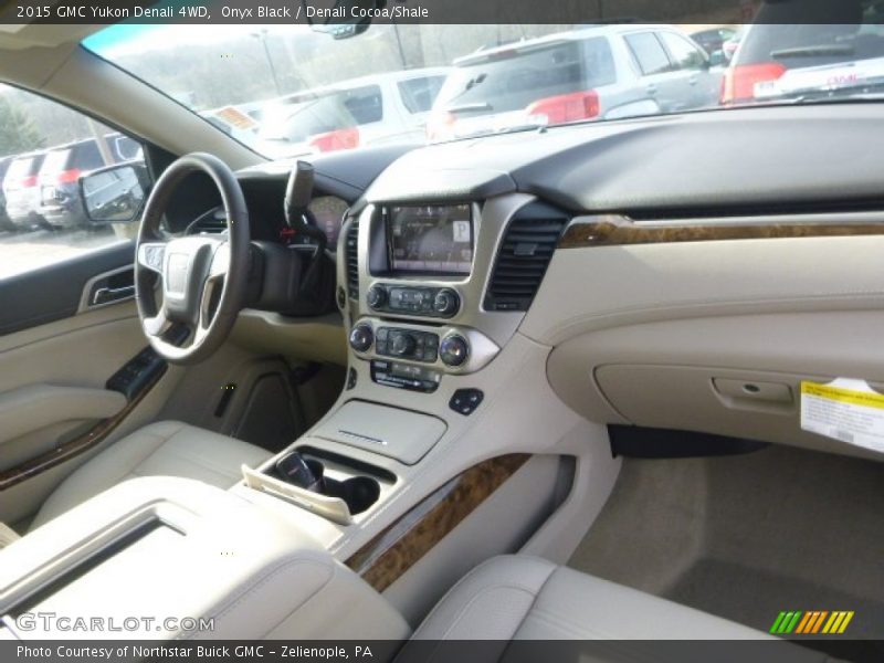 Onyx Black / Denali Cocoa/Shale 2015 GMC Yukon Denali 4WD