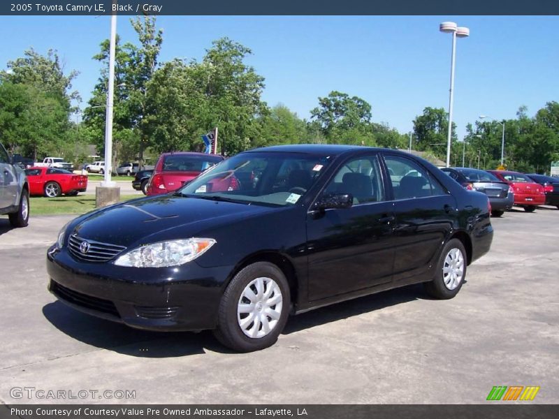 Black / Gray 2005 Toyota Camry LE