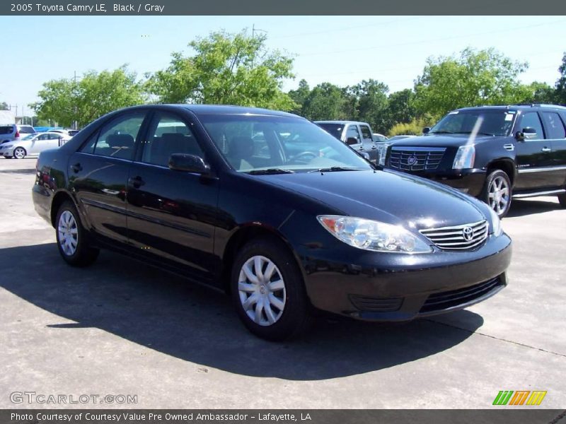 Black / Gray 2005 Toyota Camry LE