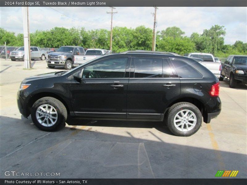 Tuxedo Black / Medium Light Stone 2014 Ford Edge SE
