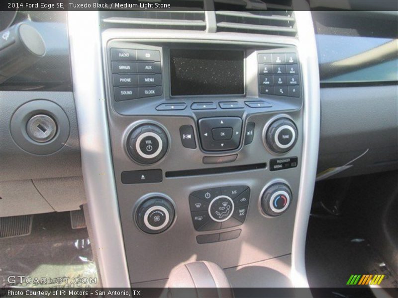 Tuxedo Black / Medium Light Stone 2014 Ford Edge SE