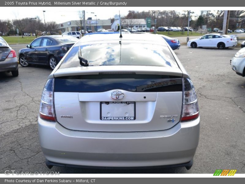 Millenium Silver Metallic / Gray/Burgundy 2005 Toyota Prius Hybrid