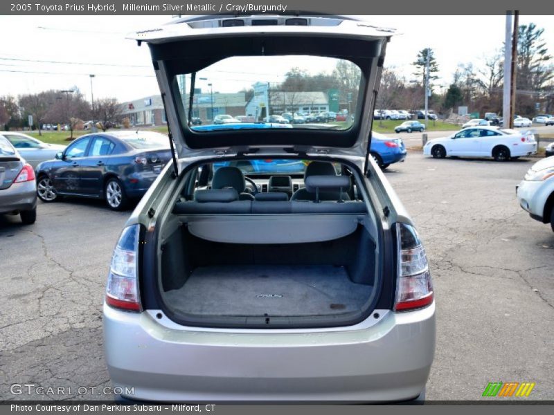 Millenium Silver Metallic / Gray/Burgundy 2005 Toyota Prius Hybrid