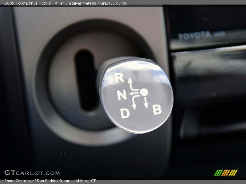 Millenium Silver Metallic / Gray/Burgundy 2005 Toyota Prius Hybrid
