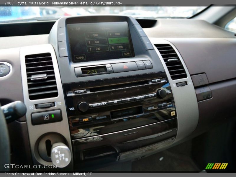 Millenium Silver Metallic / Gray/Burgundy 2005 Toyota Prius Hybrid
