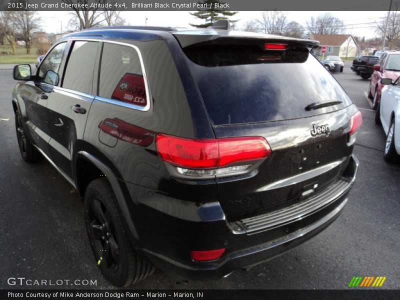 Brilliant Black Crystal Pearl / Black 2015 Jeep Grand Cherokee Altitude 4x4