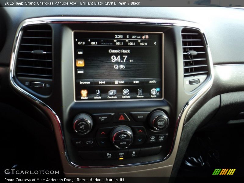 Brilliant Black Crystal Pearl / Black 2015 Jeep Grand Cherokee Altitude 4x4