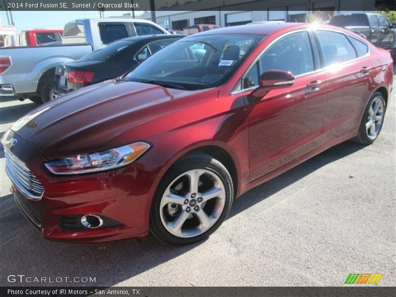 Sunset / Charcoal Black 2014 Ford Fusion SE