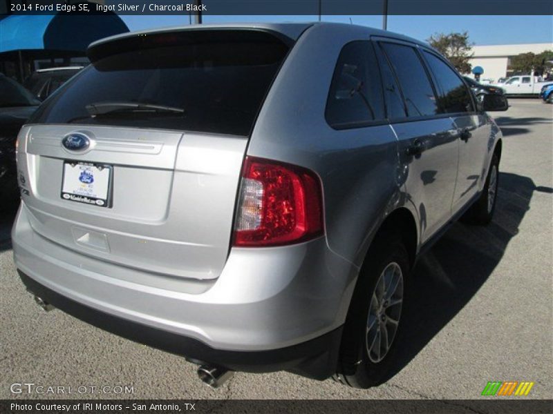 Ingot Silver / Charcoal Black 2014 Ford Edge SE