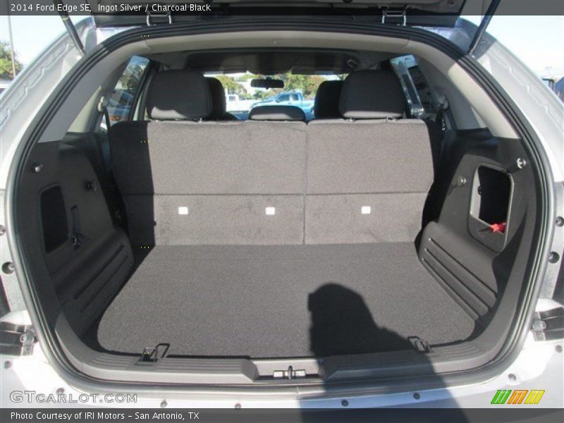 Ingot Silver / Charcoal Black 2014 Ford Edge SE