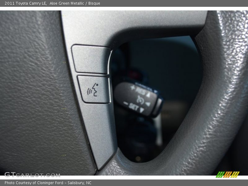 Aloe Green Metallic / Bisque 2011 Toyota Camry LE