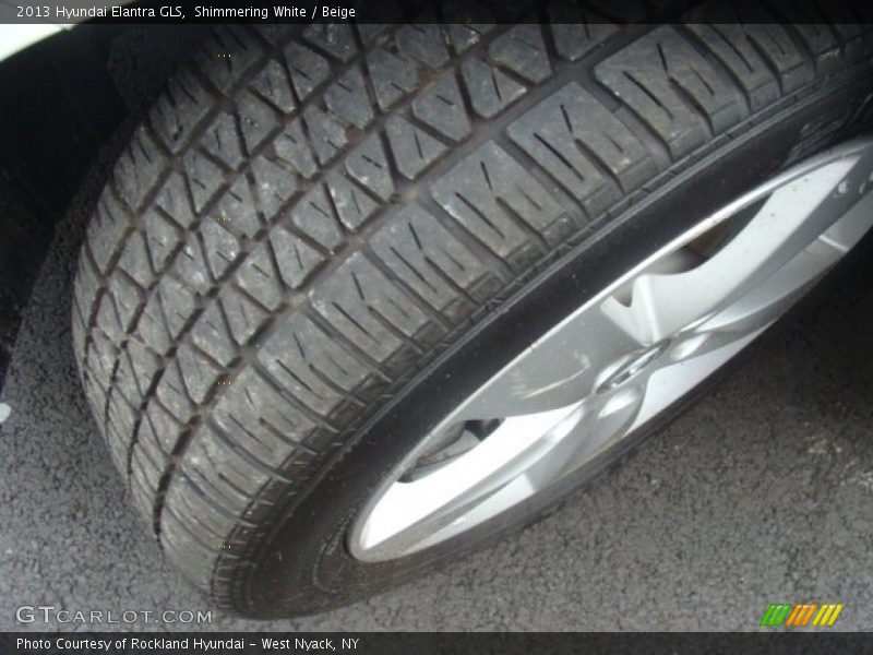 Shimmering White / Beige 2013 Hyundai Elantra GLS