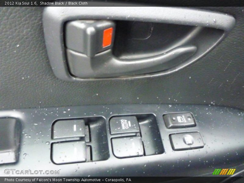 Shadow Black / Black Cloth 2012 Kia Soul 1.6