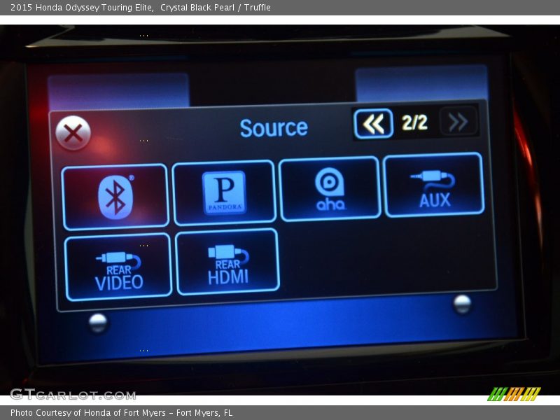 Crystal Black Pearl / Truffle 2015 Honda Odyssey Touring Elite