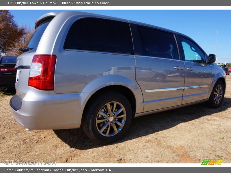 Billet Silver Metallic / S Black 2015 Chrysler Town & Country S