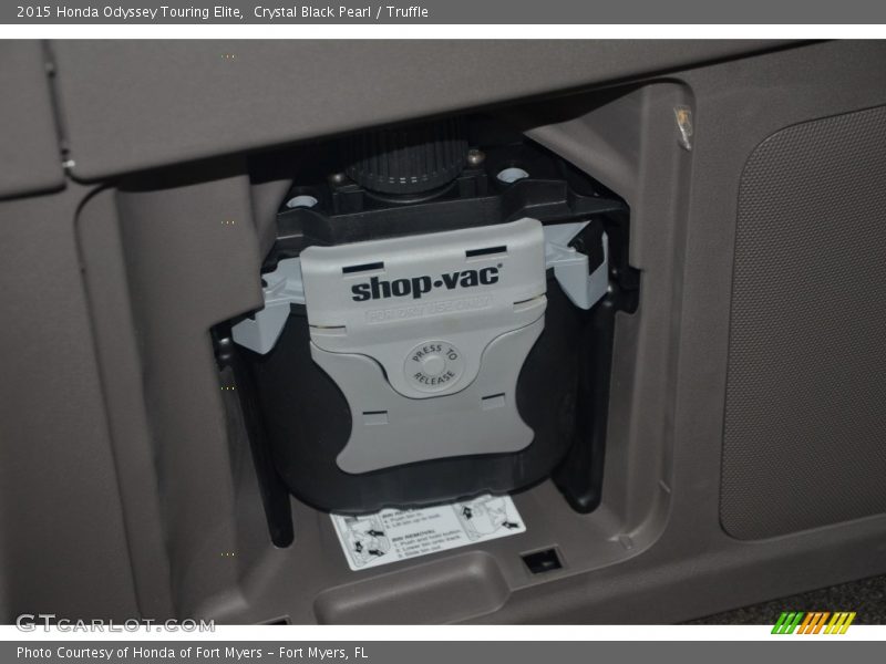 Crystal Black Pearl / Truffle 2015 Honda Odyssey Touring Elite