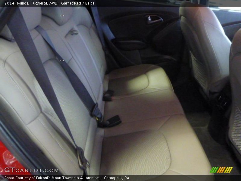 Garnet Red / Beige 2014 Hyundai Tucson SE AWD