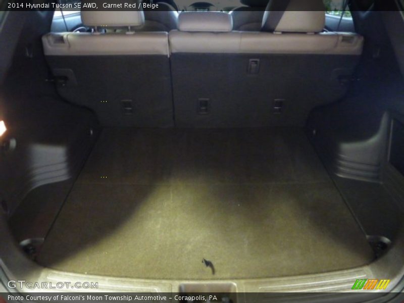 Garnet Red / Beige 2014 Hyundai Tucson SE AWD