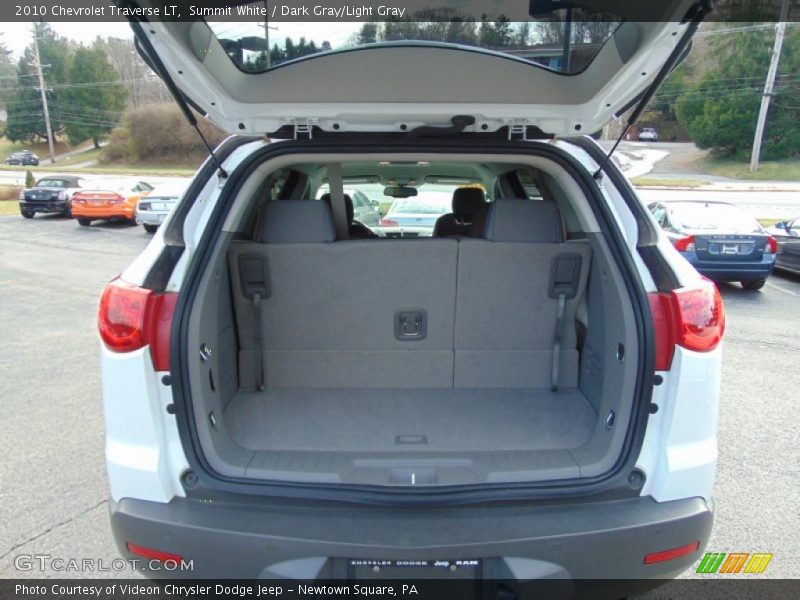 Summit White / Dark Gray/Light Gray 2010 Chevrolet Traverse LT