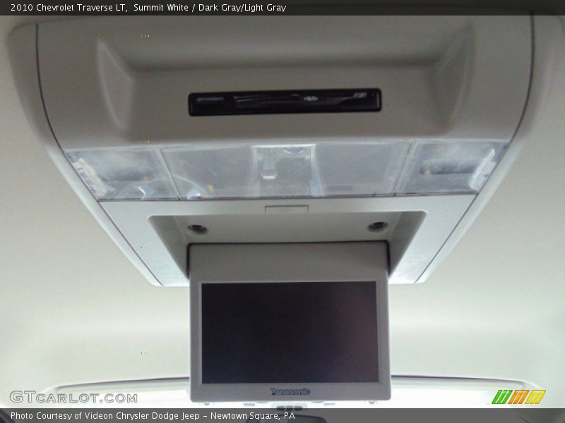 Summit White / Dark Gray/Light Gray 2010 Chevrolet Traverse LT