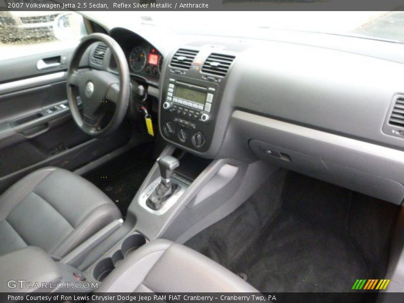Reflex Silver Metallic / Anthracite 2007 Volkswagen Jetta 2.5 Sedan