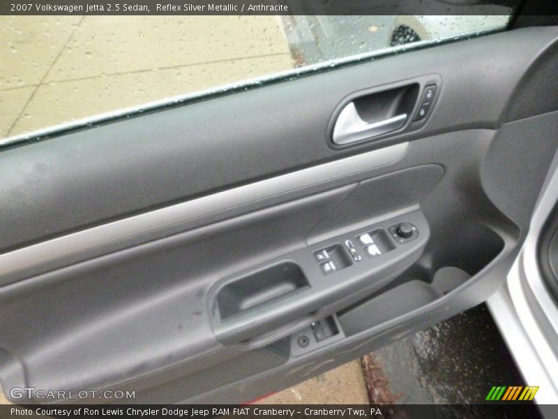 Reflex Silver Metallic / Anthracite 2007 Volkswagen Jetta 2.5 Sedan