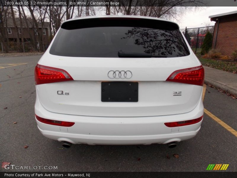 Ibis White / Cardamom Beige 2009 Audi Q5 3.2 Premium quattro