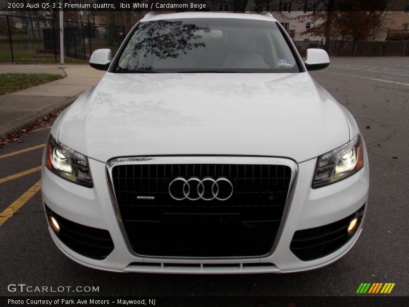 Ibis White / Cardamom Beige 2009 Audi Q5 3.2 Premium quattro
