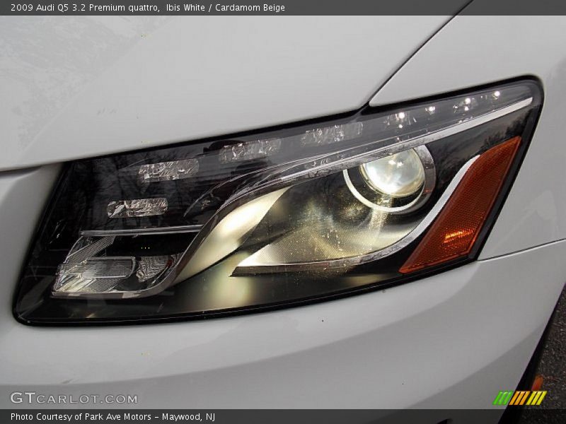 Ibis White / Cardamom Beige 2009 Audi Q5 3.2 Premium quattro