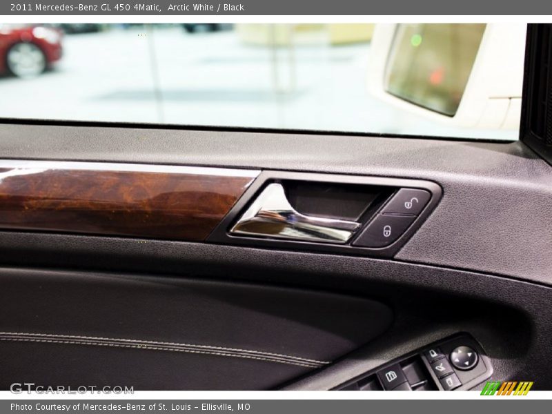 Arctic White / Black 2011 Mercedes-Benz GL 450 4Matic