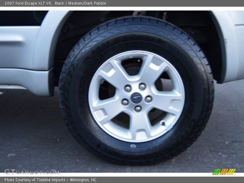 Black / Medium/Dark Pebble 2007 Ford Escape XLT V6