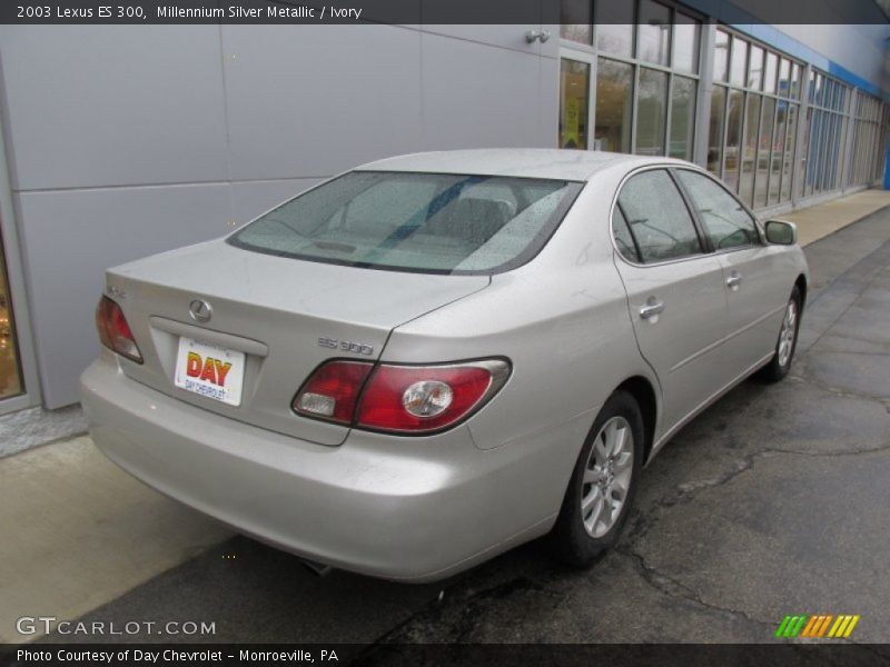 Millennium Silver Metallic / Ivory 2003 Lexus ES 300