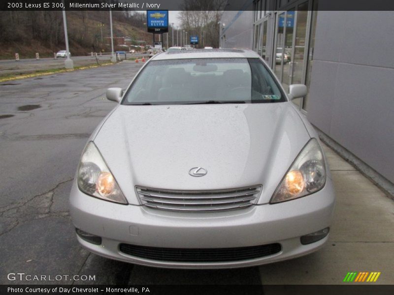 Millennium Silver Metallic / Ivory 2003 Lexus ES 300