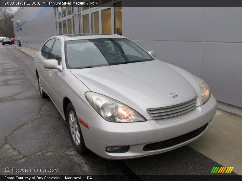 Millennium Silver Metallic / Ivory 2003 Lexus ES 300