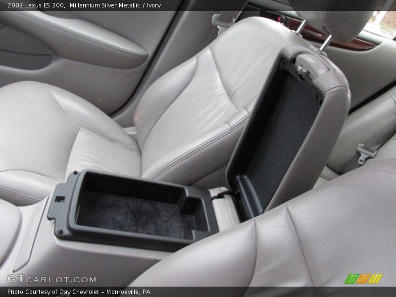 Millennium Silver Metallic / Ivory 2003 Lexus ES 300