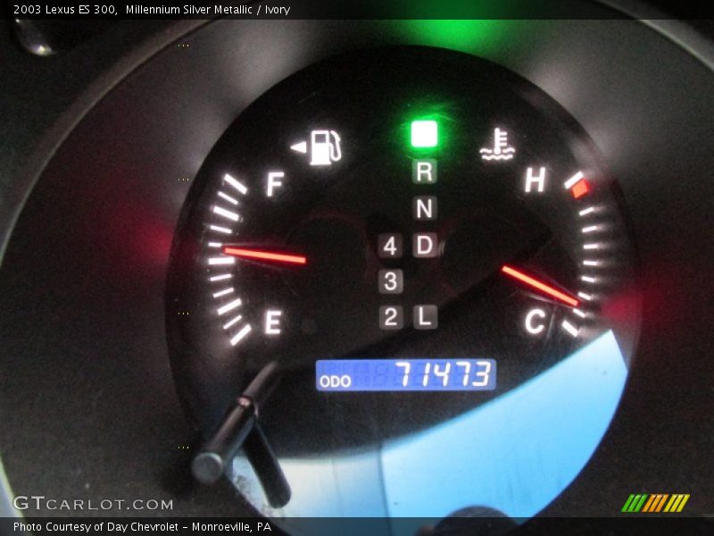 Millennium Silver Metallic / Ivory 2003 Lexus ES 300